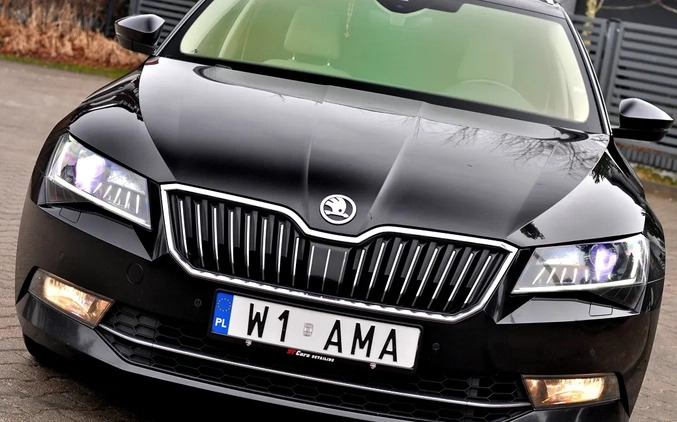Skoda Superb cena 91500 przebieg: 181000, rok produkcji 2018 z Płock małe 704
